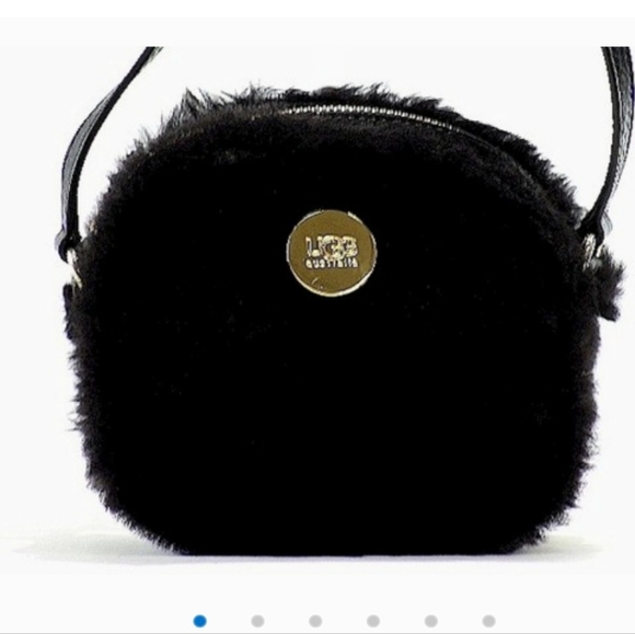 Ugg Australia Women's Quinn Box Zip Crossbody Handbag - Picture 1 of 8